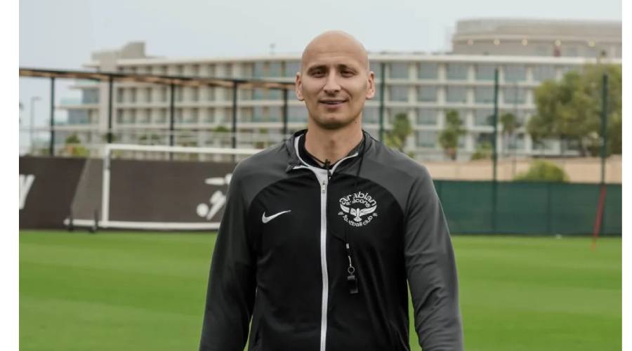 شــيلفي يعتــزل ويتجــه إلـــى تدريب «فــالكونز»